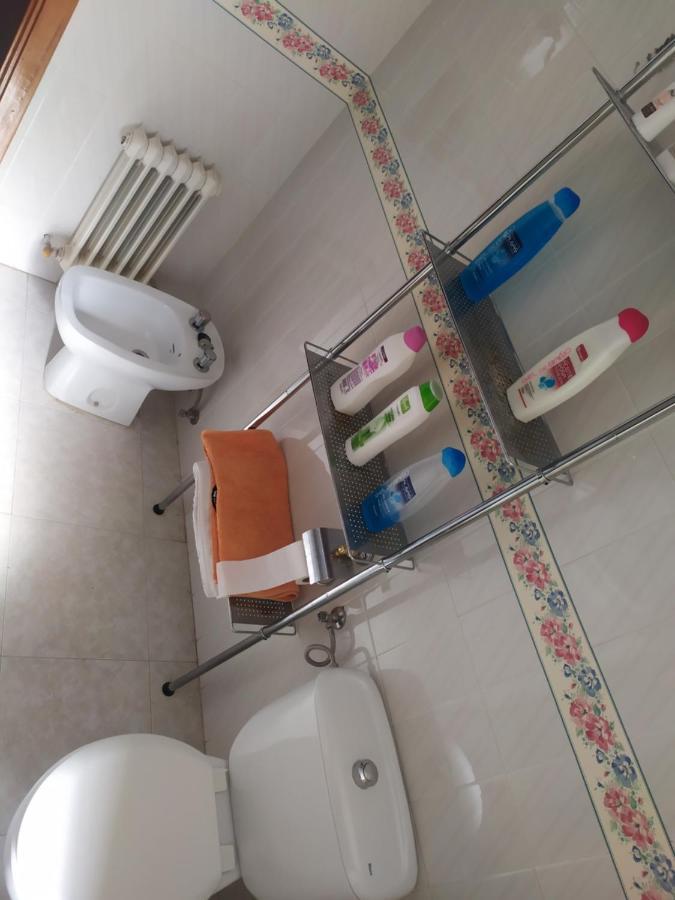 Habitacion Privada Triple Toledo Bagian luar foto