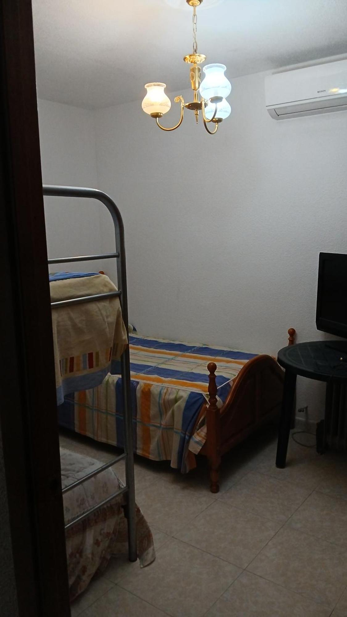 Habitacion Privada Triple Toledo Bagian luar foto