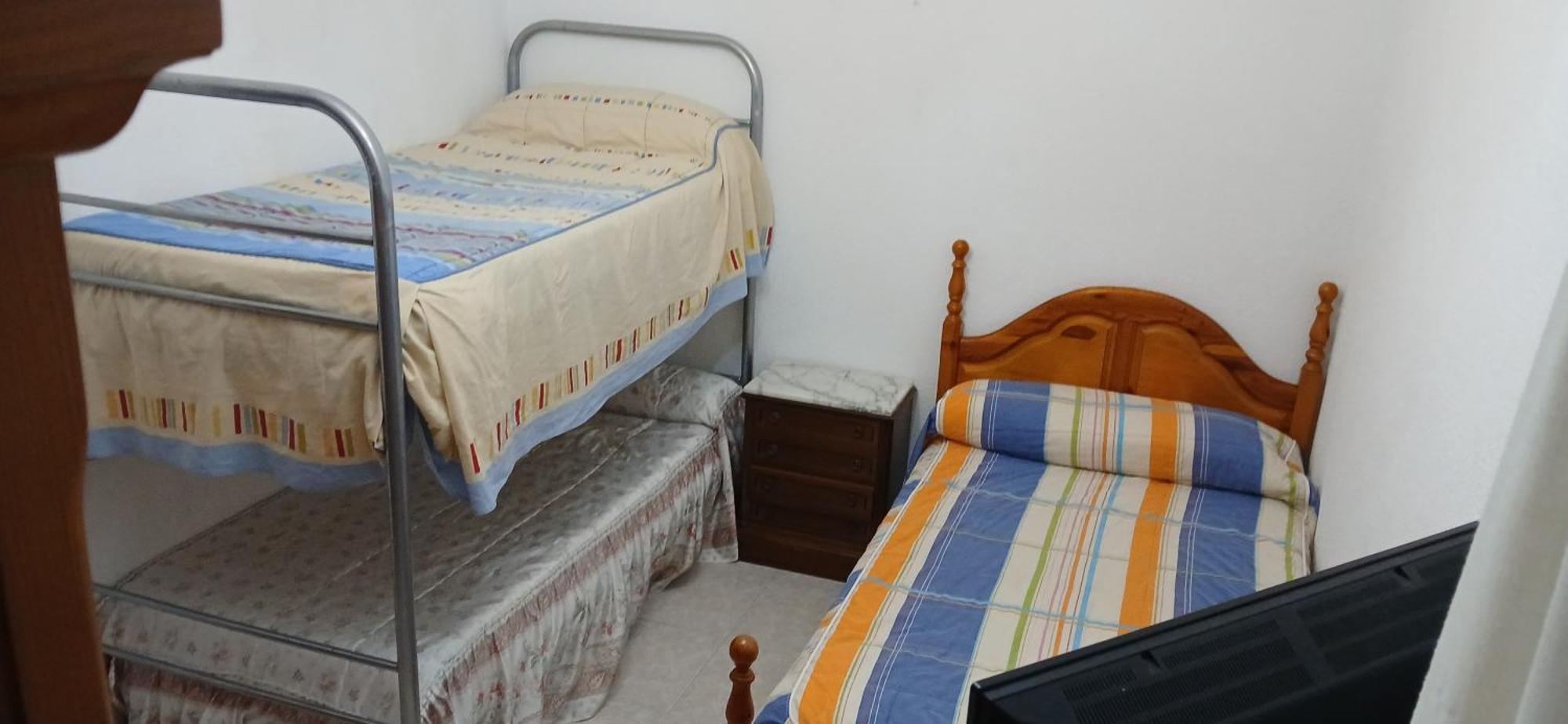 Habitacion Privada Triple Toledo Bagian luar foto