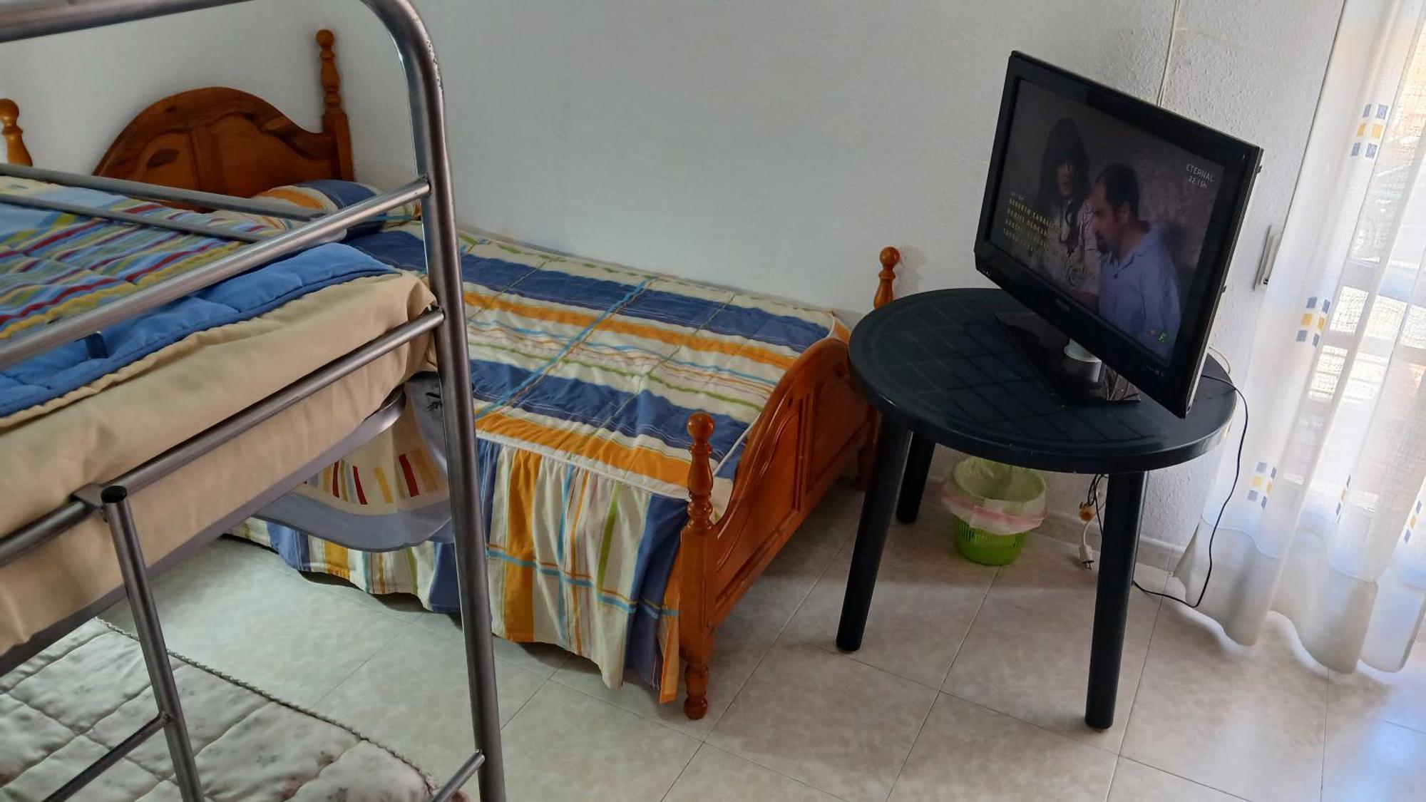 Habitacion Privada Triple Toledo Bagian luar foto