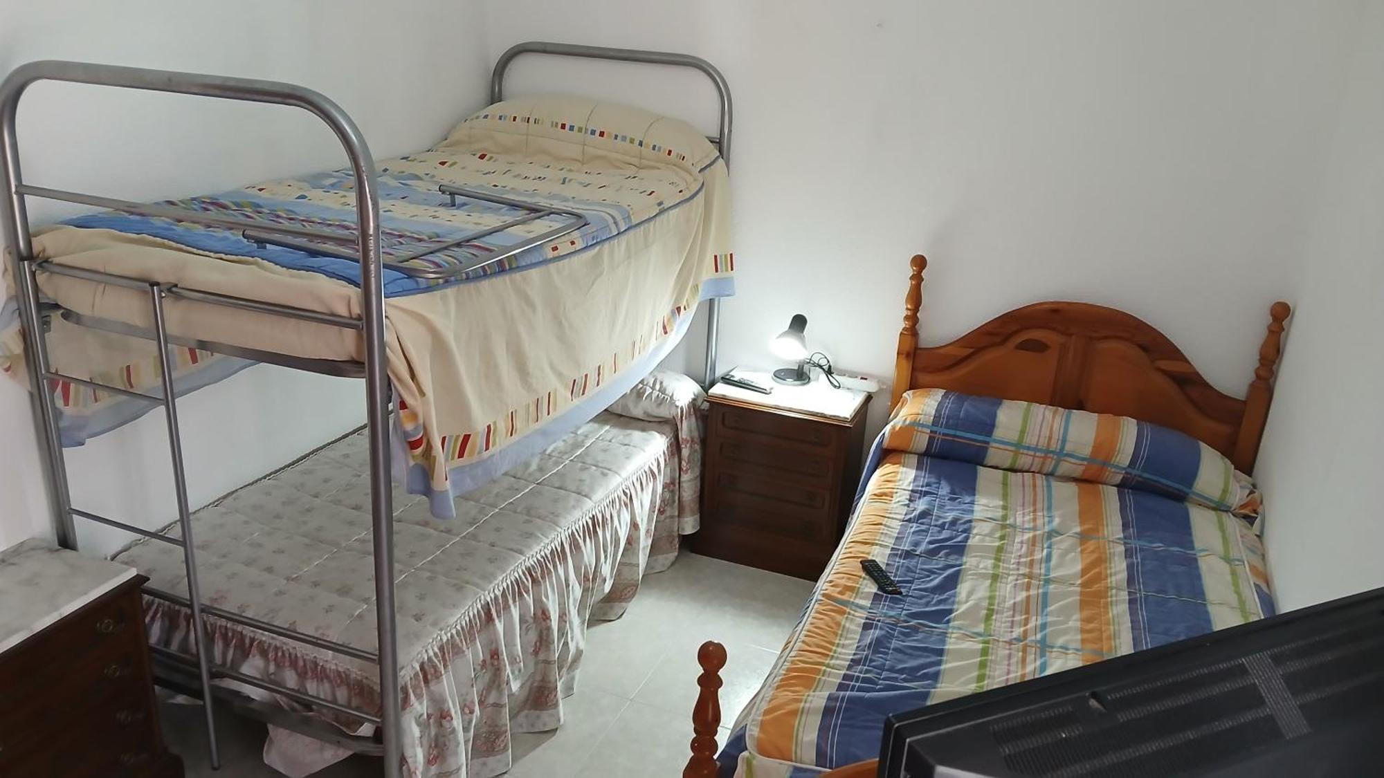 Habitacion Privada Triple Toledo Bagian luar foto
